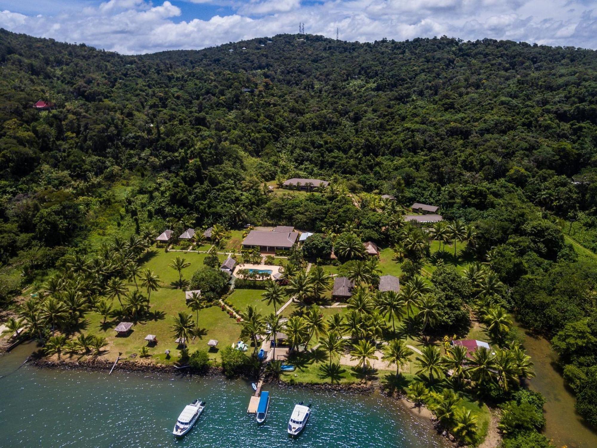 Waidroka Bay Resort Deuba Bagian luar foto
